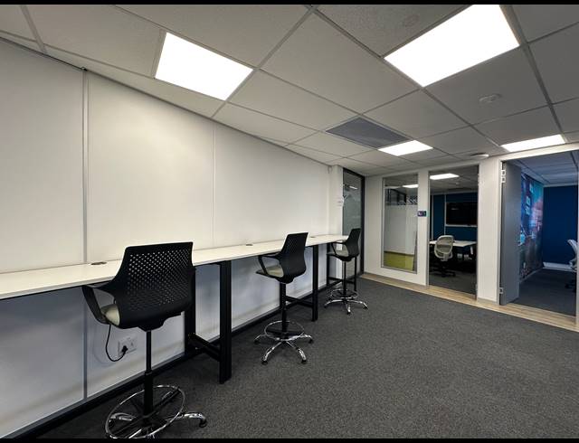 788M² OFFICE TO LET IN DORINGKLOOF